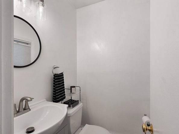 12 Brentwood Dr, Holden MA 01520