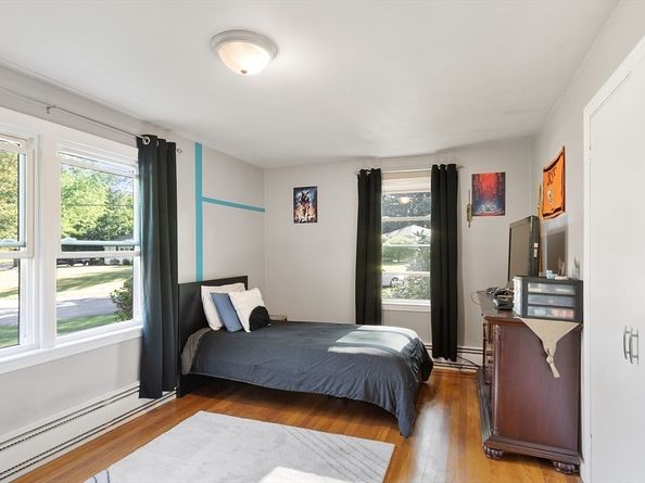 12 Brentwood Dr, Holden MA 01520