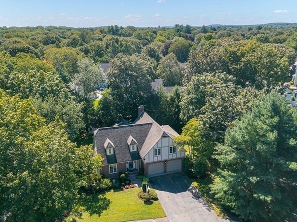 19 Louis Drive, Wellesley MA 02481