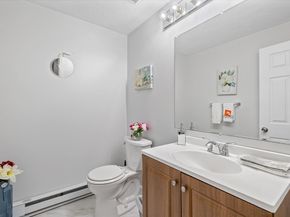 11 Lexington Rd 11, Millbury MA 01527