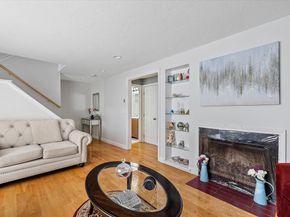 11 Lexington Rd 11, Millbury MA 01527