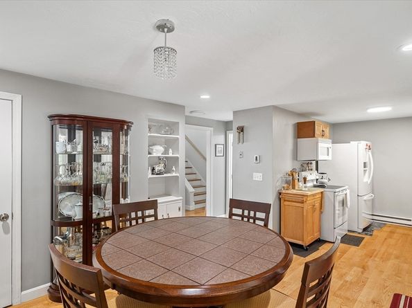 11 Lexington Rd 11, Millbury MA 01527