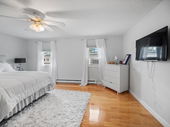 11 Lexington Rd 11, Millbury MA 01527