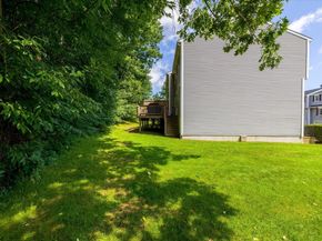 11 Lexington Rd 11, Millbury MA 01527
