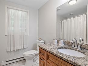 11 Lexington Rd 11, Millbury MA 01527