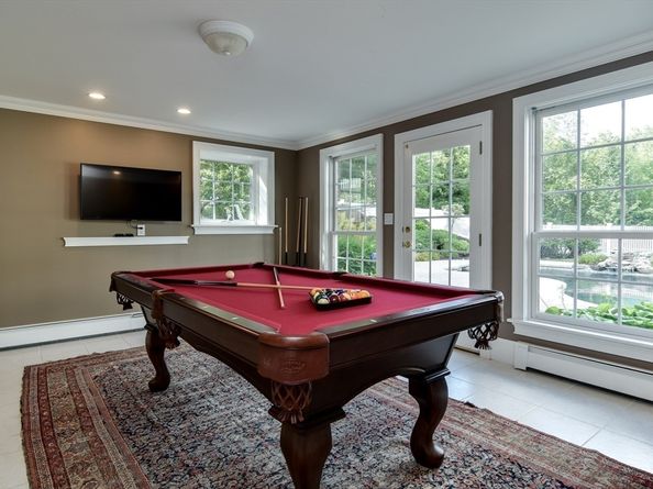 15 Whispering Lane, Holliston MA 01746