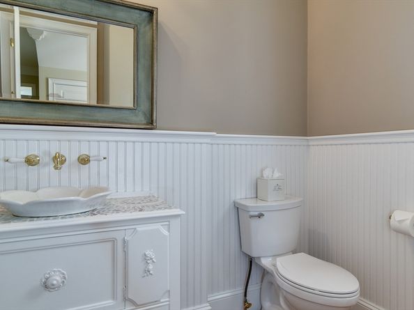 15 Whispering Lane, Holliston MA 01746