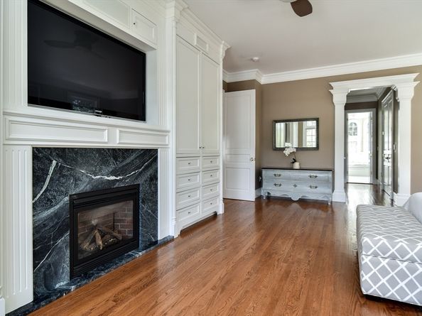 15 Whispering Lane, Holliston MA 01746