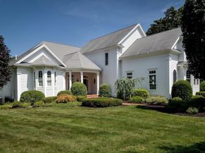 15 Whispering Lane, Holliston MA 01746