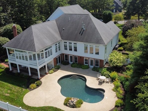 15 Whispering Lane, Holliston MA 01746