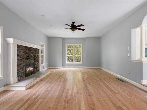 54 Sterling Lane, North Andover MA 01845