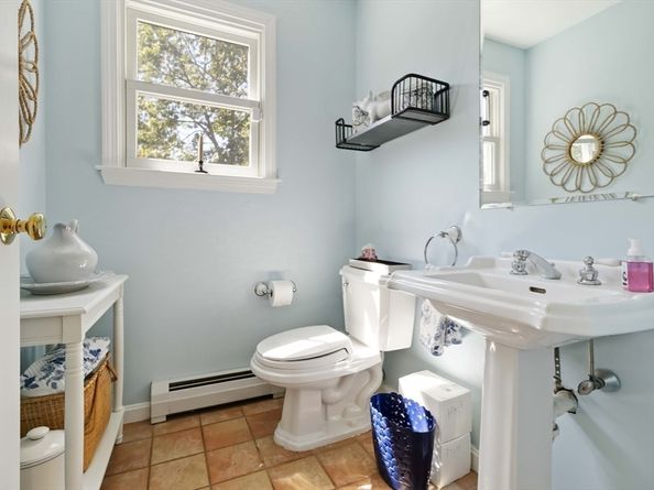 49 David Dr, Saugus MA 01906