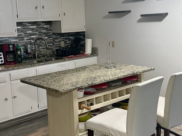 325 Ashland Avenue 12, Southbridge MA 01550