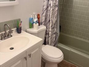 325 Ashland Avenue 12, Southbridge MA 01550