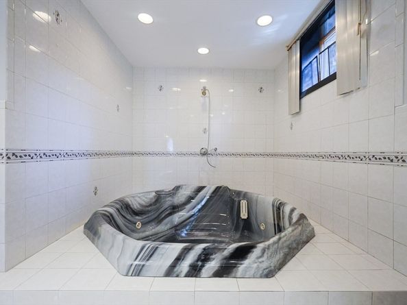 528 Proctor Avenue, Revere MA 02151