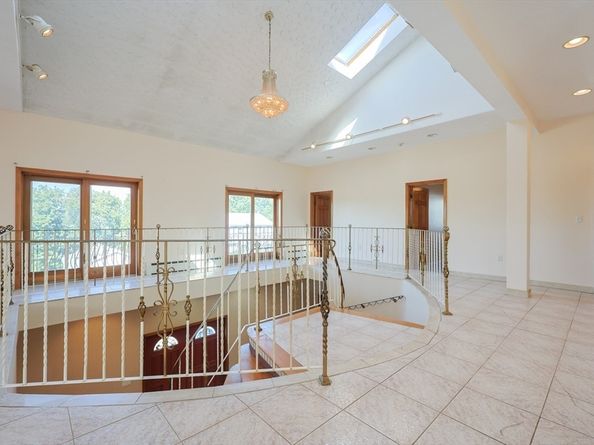 528 Proctor Avenue, Revere MA 02151