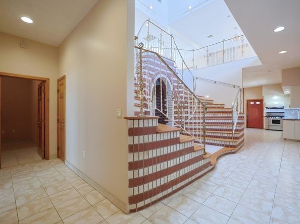 528 Proctor Avenue, Revere MA 02151