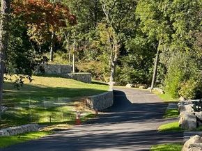 35 Shuttleworth, Dedham MA 02026