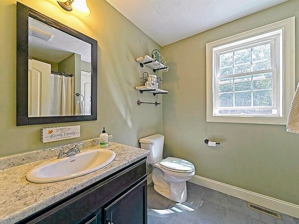 89 River Street, Middleboro MA 02346