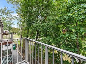 5 Ash St 9, Medford MA 02155