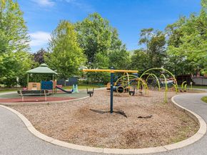 5 Ash St 9, Medford MA 02155