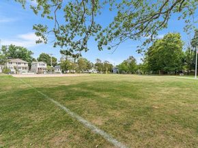 5 Ash St 9, Medford MA 02155