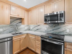 5 Ash St 9, Medford MA 02155