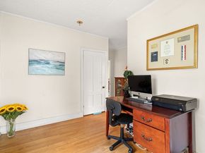 65 Bromfield St, Newburyport MA 01950