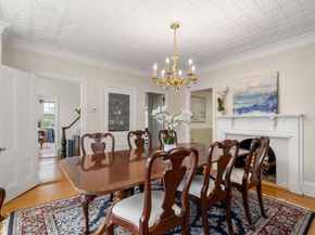 65 Bromfield St, Newburyport MA 01950
