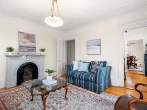 65 Bromfield St, Newburyport MA 01950