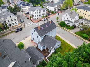 65 Bromfield St, Newburyport MA 01950