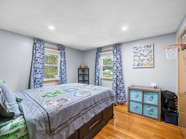 18 Appleby Rd, Salem MA 01970