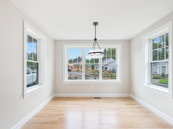 18 Pat Rose Way, Rockland MA 02370
