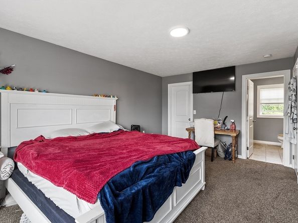 80 Elmwood Rd, Winchendon MA 01475
