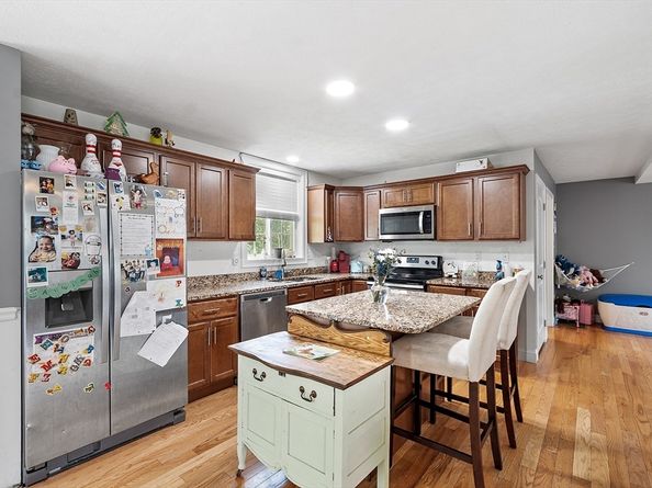 80 Elmwood Rd, Winchendon MA 01475