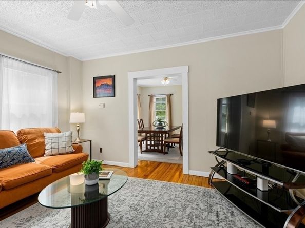217 Cordaville Rd, Southborough MA 01772