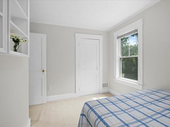 217 Cordaville Rd, Southborough MA 01772