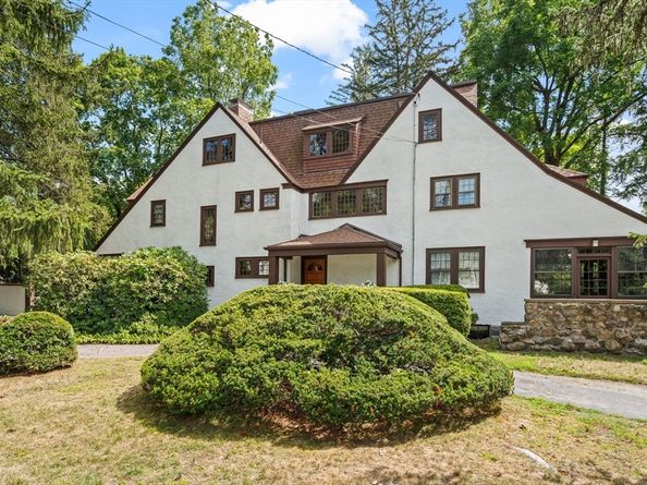 570 Washington Street, Dedham MA 02026