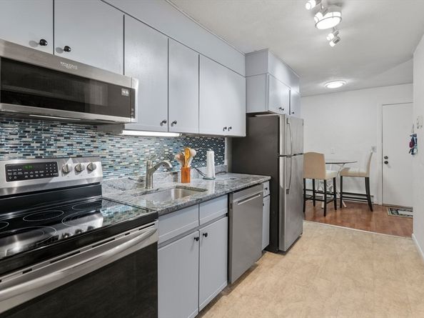 176 Swanson Road 309, Boxborough MA 01719