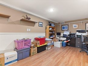 93 Edgemere Blvd 93, Shrewsbury MA 01545