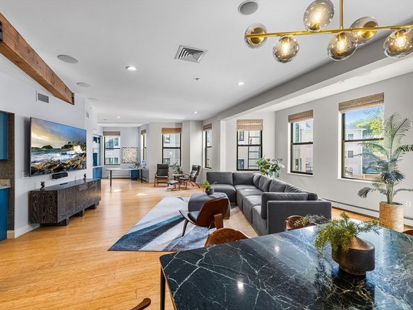 74 Kent St C10, Brookline MA 02445