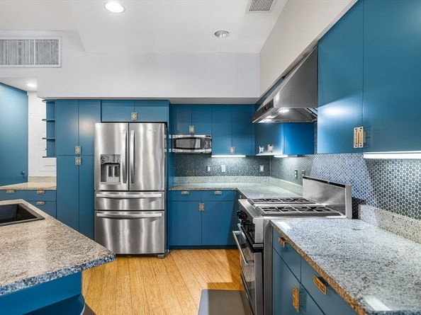 74 Kent St C10, Brookline MA 02445