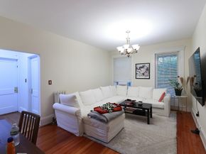 35 Westbourne Ter 2, Brookline MA 02446