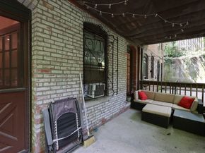 35 Westbourne Ter 2, Brookline MA 02446