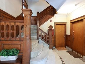 35 Westbourne Ter 2, Brookline MA 02446