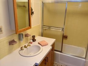 595 Revere Beach Pkwy 39, Revere MA 02151