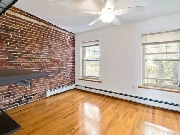 31 Division St 3, Chelsea MA 02150