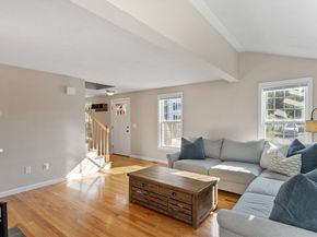 2 Blueberry Ln, Hudson MA 01749