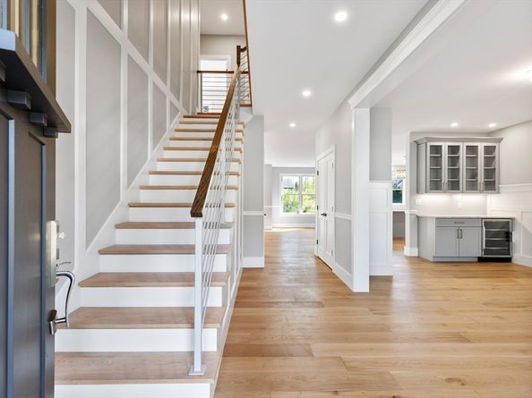 9 Stanley Rd, Belmont MA 02478