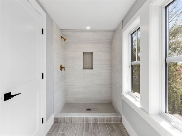 9 Stanley Rd, Belmont MA 02478